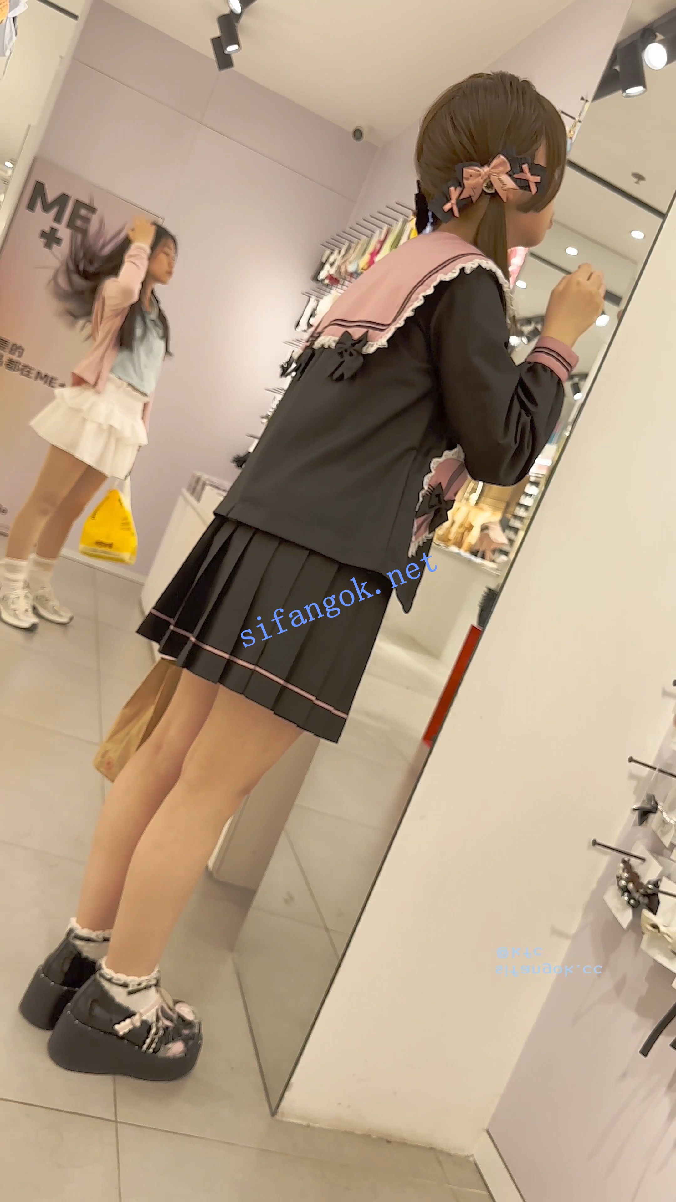 【KFC】JK制服萌妹和闺蜜逛街·可爱甜美系·淡灰色内内前后CD