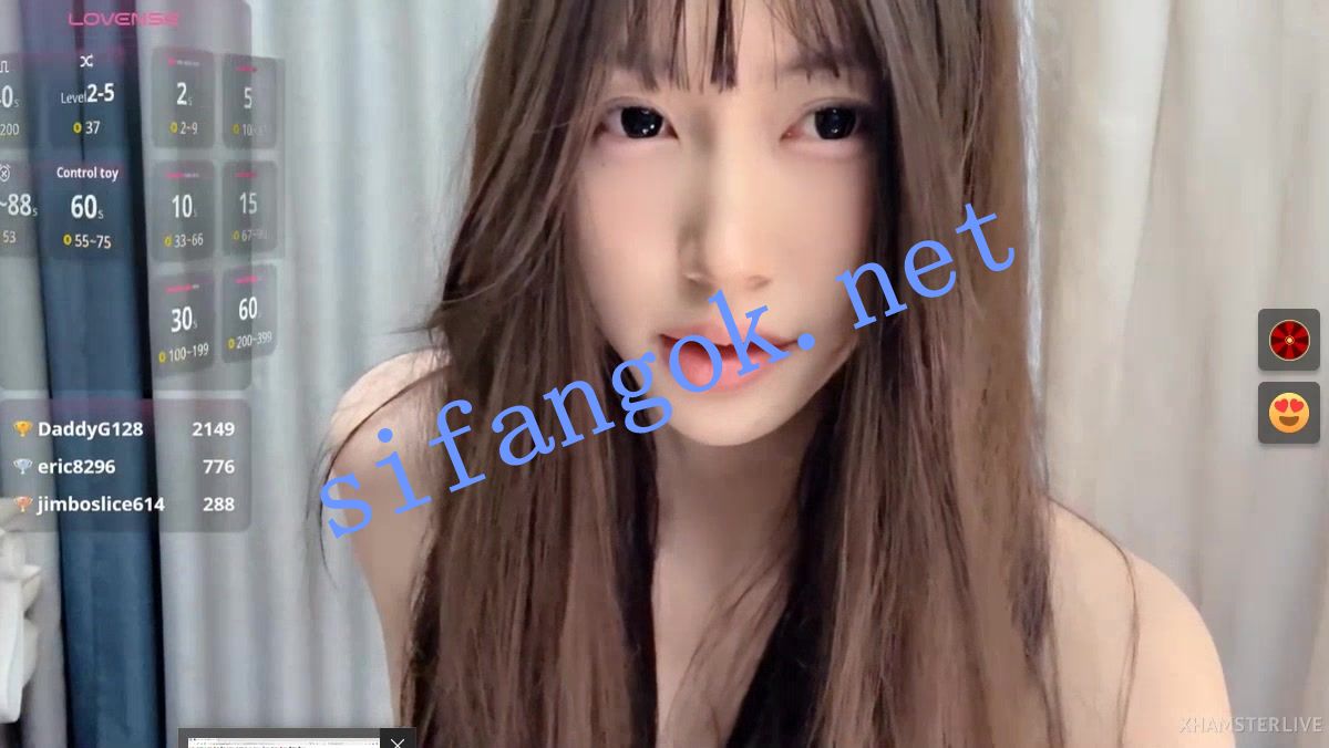 ❤❤❤ST新晋女神！【ssmall_cake】真漂亮，首场自慰喷水