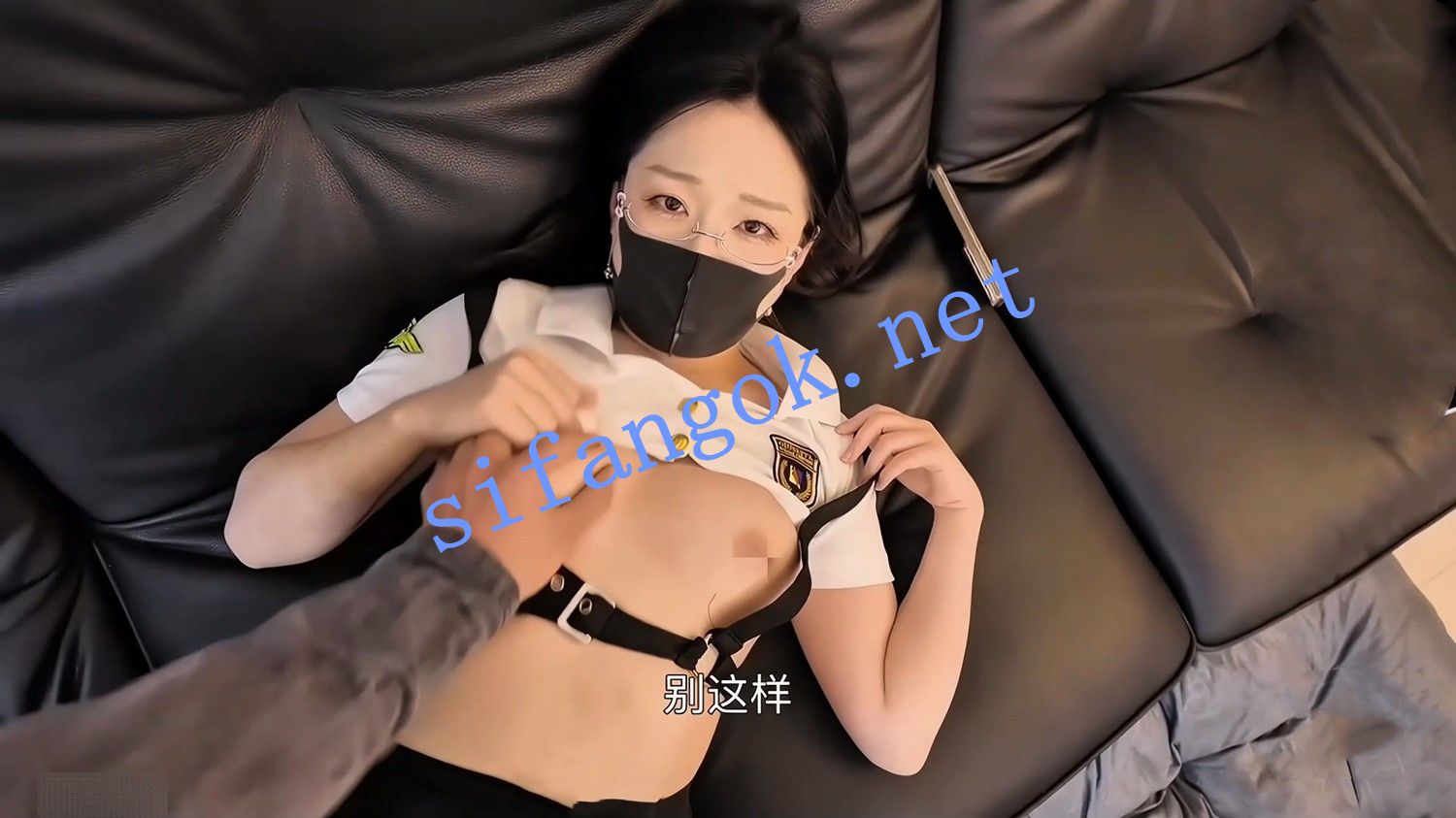 小羊MM _小羊妹妹-换上性感制服与男友酒店约会