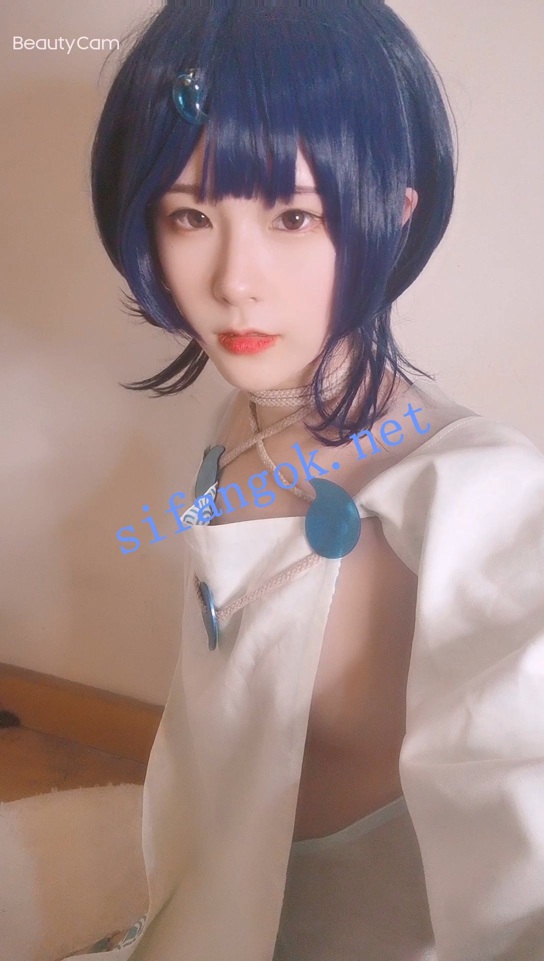 ஐ知名COSERஐ荃冉/quan冉 绝密高价定制 露脸露三点 道具自慰