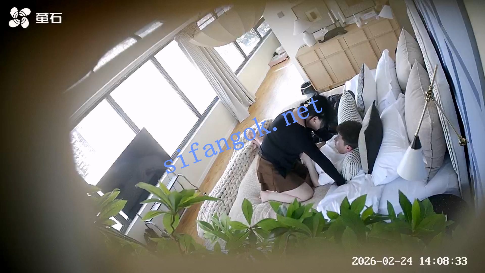 ♥萤石酒店♥微肉女主动求欢+翘奶美女和精瘦男友激情啪啪