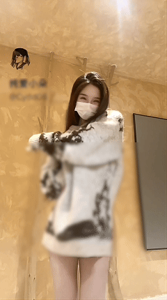 推特嫩妹大学生 纯欲(纯爱)小朵 2月VIP裸舞福利 反差抖音风