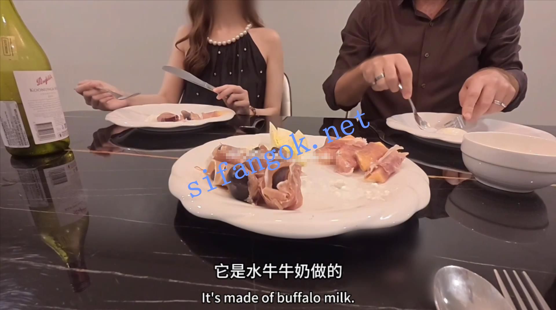 极品绿帽淫妻模特【moonstar】3月最新 惊喜酒店夜三部曲