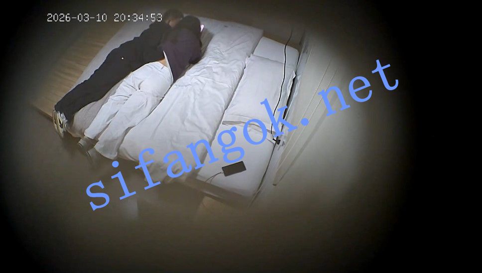 ⏪酒店偷拍⏩少女被男人带到酒店操嫩穴