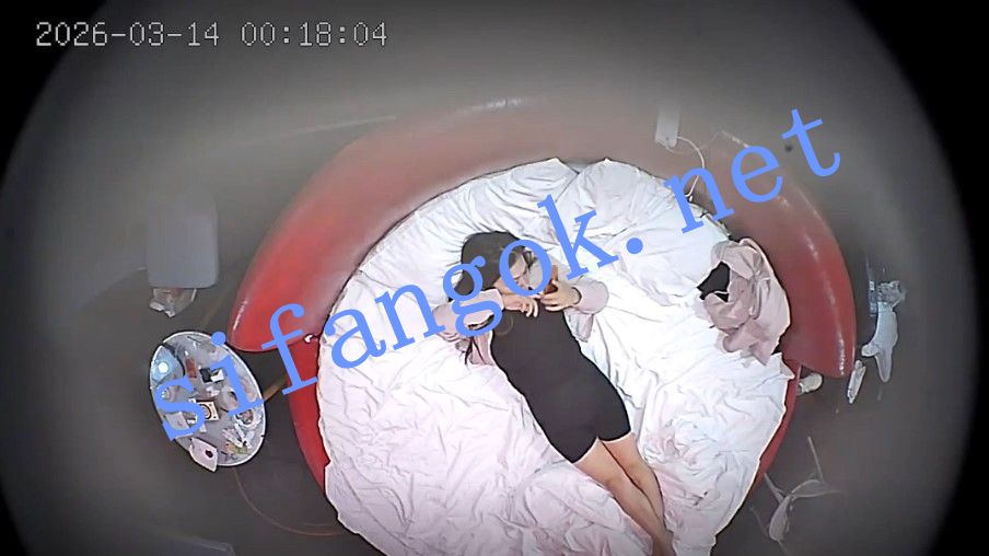 ⏪酒店偷拍⏩眼睛婊骚气四射坐上去女上位