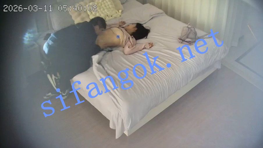 ⏪酒店偷拍⏩少妇被男人舔逼后插入骚穴