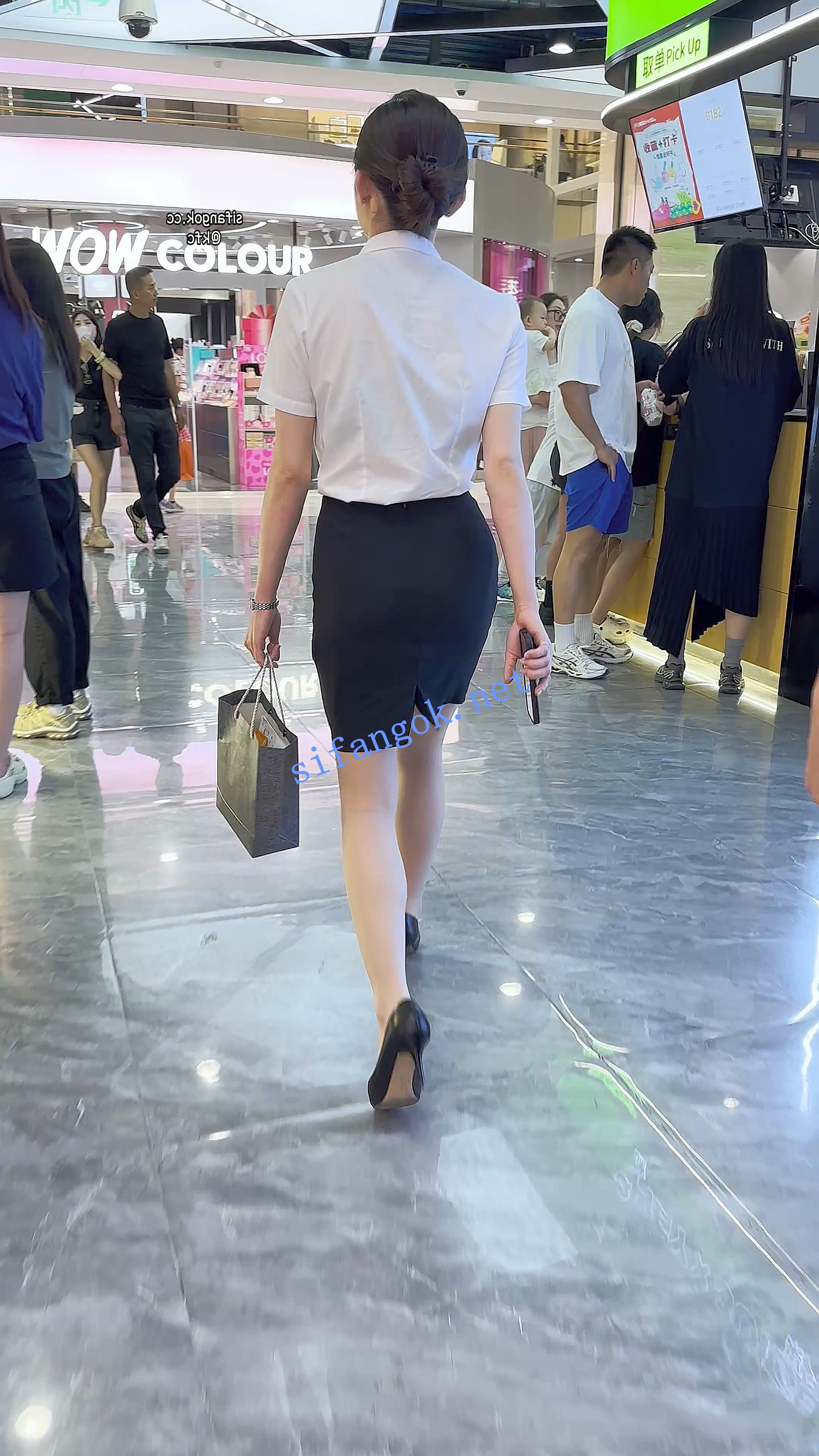 【KFC】前台OL中午吃饭·制服短裙肉色丝袜·红色内内前后CD