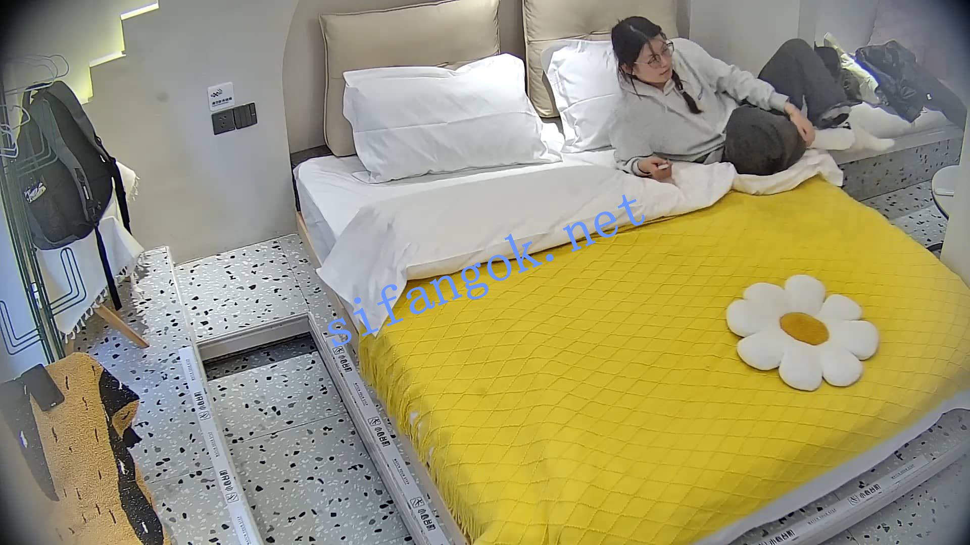 ❤️20260329❤️麻花辫反差女住4天旗袍和泳衣变着法的勾引