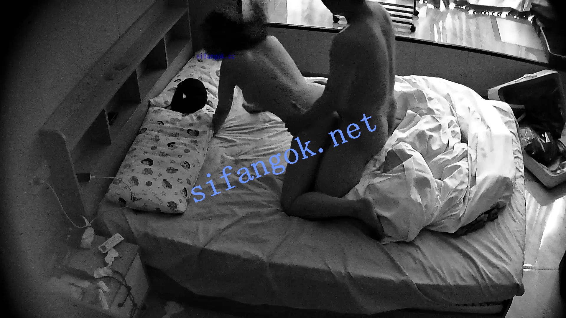 酒店偷拍5月❤大奶少妇酒店和男人做爱